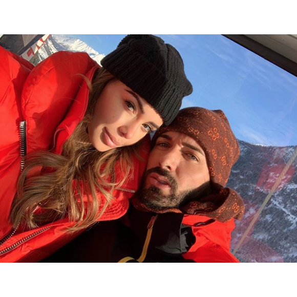 Nabilla au ski en Autriche, le 20 janvier 2019. Ici avec son fiancé Thomas Vergara !