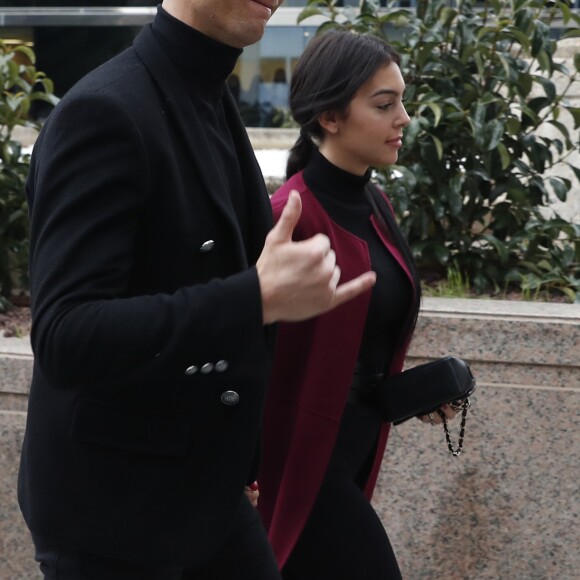 Cristiano Ronaldo se rend au tribunal pour fraude fiscale avec sa compagne Georgina Rodríguez à Madrid en Espagne le 22 janvier 2019.