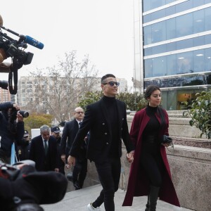 Cristiano Ronaldo se rend au tribunal pour fraude fiscale avec sa compagne Georgina Rodríguez à Madrid en Espagne le 22 janvier 2019.