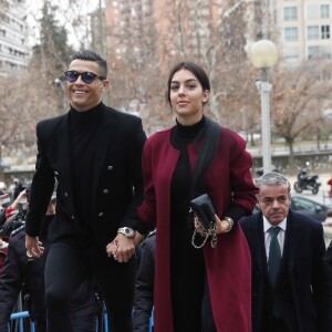 Cristiano Ronaldo se rend au tribunal pour fraude fiscale avec sa compagne Georgina Rodríguez à Madrid en Espagne le 22 janvier 2019.