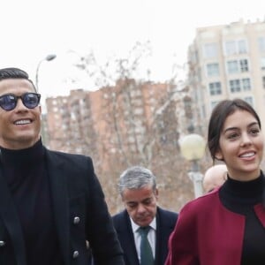 Cristiano Ronaldo se rend au tribunal pour fraude fiscale avec sa compagne Georgina Rodríguez à Madrid en Espagne le 22 janvier 2019.