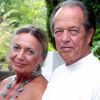 Henri d'Orléans et Micaela Cousino y Quinones de Leon dans leur maiso à Majorque en août 2002