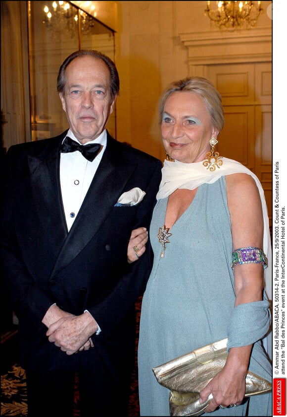 Henri d'Orléans et Micaela Cousino y Quinones de Leon au Bal des Princes à l'Hôtel Intercontinental à Paris en septembre 2003.