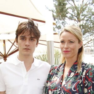 Alain-Fabien Delon, Kiera Chaplin au village lors des Internationaux de France de Tennis de Roland Garros à Paris, le 7 juin 2018. © Christophe Aubert via Bestimage