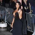 Kim Kardashian arrive à la 21ème édition du "amfAR Gala" au profit de la recherche contre le SIDA au Cipriani Wall Street à New York, le 6 février 2018. © Morgan Dessalles/Charles Guerin/Bestimage