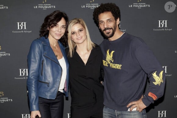 Semi Exclusif - Emmanuelle Rybojad, Sandra et Tomer Sisley lors du vernissage de l'exposition de Emmanuelle Rybojad au Fouquet's à Paris le 7 février 2019.