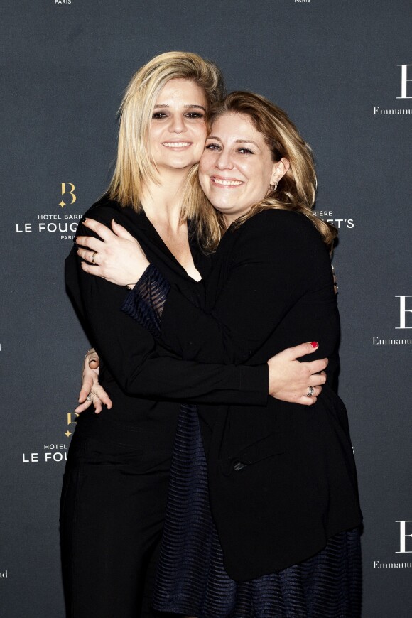 Semi Exclusif - Emmanuelle Rybojad et Agathe Alezra Cohen lors du vernissage de l'exposition de Emmanuelle Rybojad au Fouquet's à Paris le 7 février 2019.