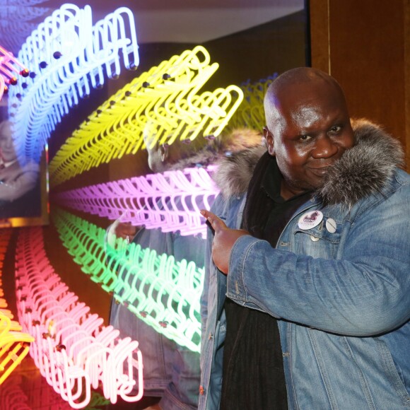 Magloire lors du vernissage de l'exposition de Emmanuelle Rybojad au Fouquet's à Paris le 7 février 2019.