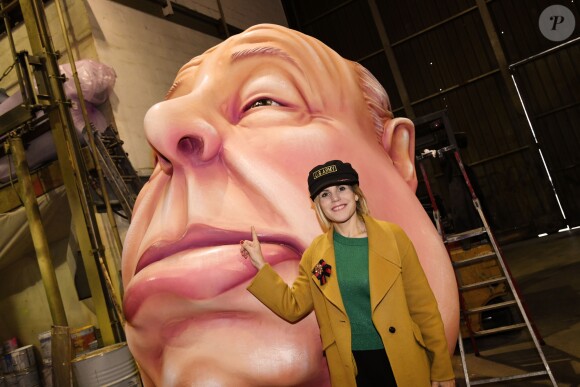 Exclusif - Christian Estrosi (le maire de Nice), sa femme Laura Tenoudji Estrosi et leur fille Bianca ont visité l'atelier des Carnavaliers à Nice le 9 février 2019, pour décourvrir les chars du Carnaval de Nice 2019 © Bruno Bebert/Bestimage