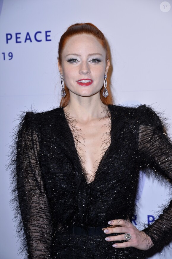 Barbara Meier au gala "Cinema For Peace" lors du 69ème Festival International du Film de Berlin, La Berlinale. Le 11 février 2019