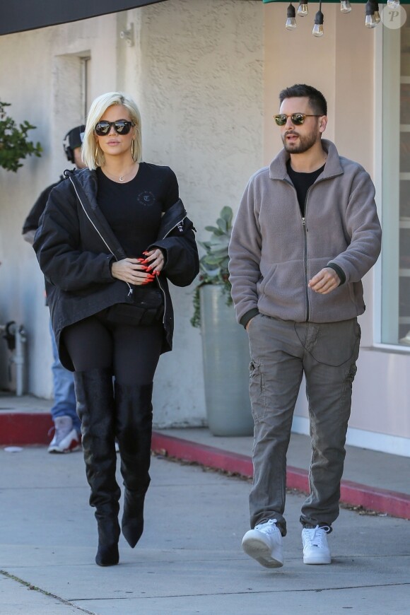 Exclusif - Khloe Kardashian et Scott Disick sont allés faire du shopping au magasin pour enfants Sap and Honey à Sherman Oaks, Los Angeles, le 11 février 2019