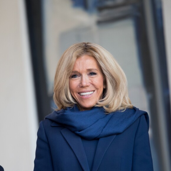 La Première Dame Brigitte Macron accueille les participants à la réunion du conseil consultatif pour l'égalité entre les femmes et les hommes au palais de l'Elysée à Paris, France, le 19 février 2019.
