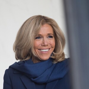 La Première Dame Brigitte Macron accueille les participants à la réunion du conseil consultatif pour l'égalité entre les femmes et les hommes au palais de l'Elysée à Paris, France, le 19 février 2019.