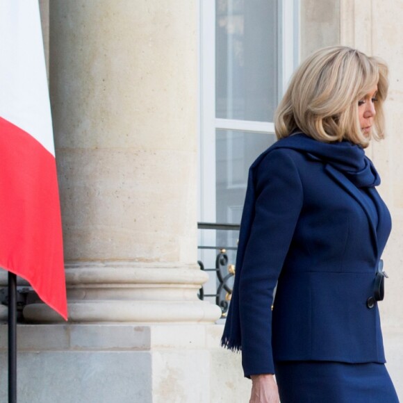 La Première Dame Brigitte Macron accueille les participants à la réunion du conseil consultatif pour l'égalité entre les femmes et les hommes au palais de l'Elysée à Paris, France, le 19 février 2019. © Stéphane Lemouton / Bestimage