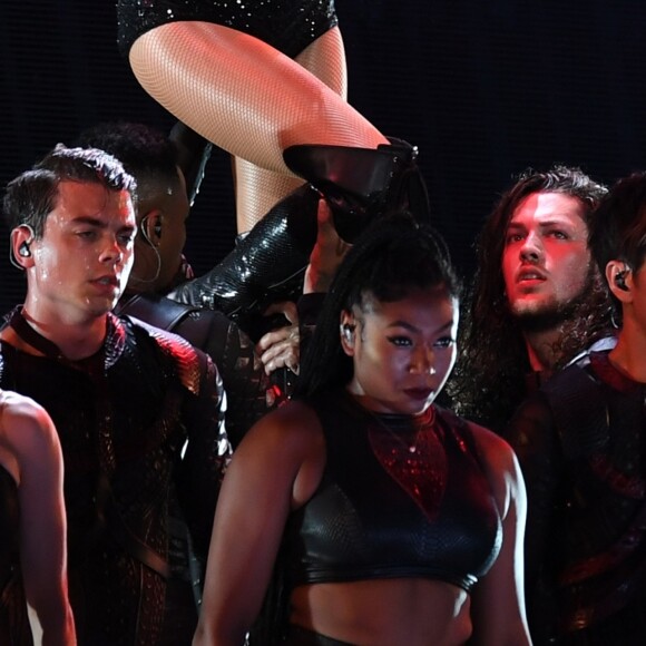 Taylor Swift en concert lors de sa tournée 'Reputation Tour' au Hard Rock Stadium à Miami Gardens en Floride, le 19 aout 2018.