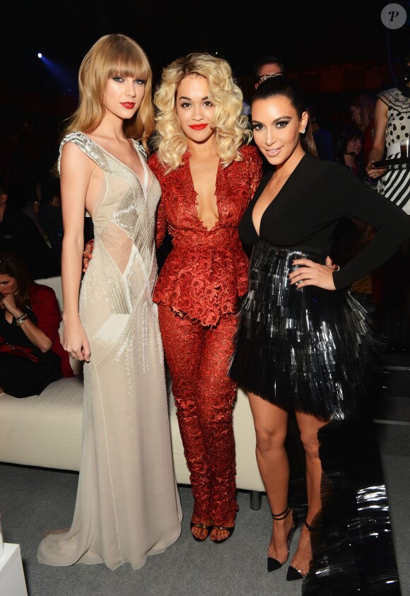 Taylor Swift, Rita Ora et Kim Kardashian aux MTV Europe Music Awards 2012. 