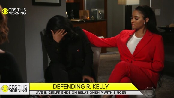 R. Kelly défendu par ses deux compagnes : "nos parents essayent d'escroquer"