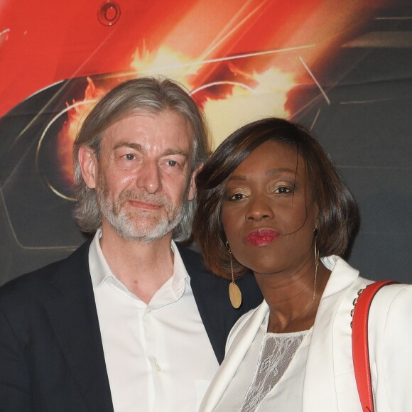 Gilles Verdez et sa compagne Fatou - Avant-première du film "Taxi 5" au cinéma le Grand Rex à Paris, France, le 8 avril 2018. © Coadic Guirec/Bestimage0