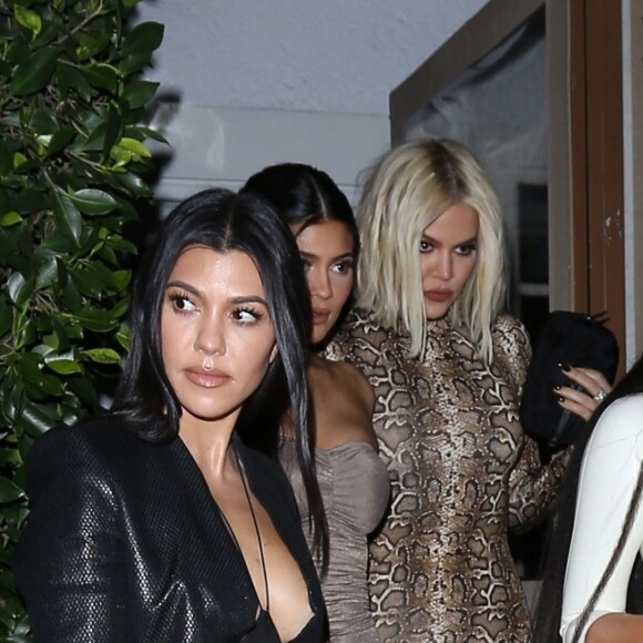 Kourtney Kardashian, Kim Kardashian, Khloé Kardashian et Kylie Jenner sont allées diner au restaurant Giorgio Baldi à Santa Monica, le 12 mars 2019.