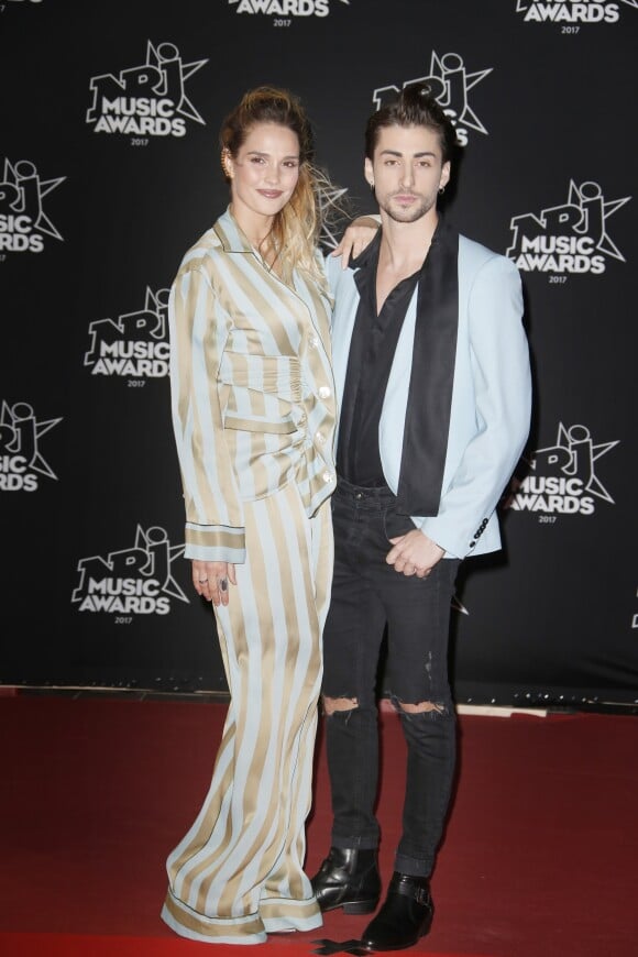Camille Lou et son compagnon Gabriele Beddoni - 19ème édition des NRJ Music Awards à Cannes le 4 novembre 2017. © Christophe Aubert via Bestimage