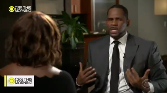 R. Kelly interviewé par Gayle King pour CBS - mars 2019. Le chanteur se défend d'être un prédateur sexuel dans cette première interview depuis la diffusion d'un documentaire à charge et de nouvelles poursuites en justice.