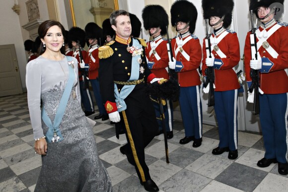 Le prince Frederik de Danemark et la princesse Mary au banquet royal annuel pour les diplomates et ambassadeurs au chateau de Christiansborg à Copenhague le 3 janvier 2019.