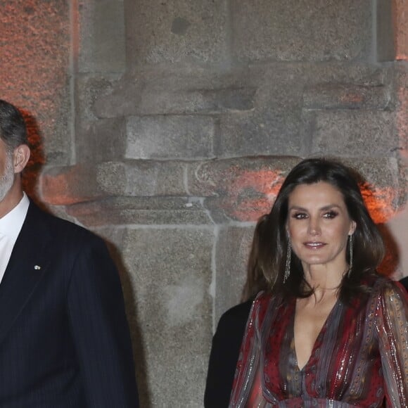 Le roi Felipe VI et la reine Letizia (robe Intropia) d'Espagne prenaient part le 19 mars 2019 à la remise des Prix de la Culture espagnole 2017 au musée du Prado à Madrid.