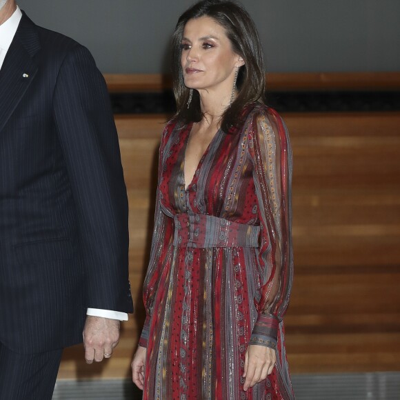 Le roi Felipe VI et la reine Letizia (robe Intropia) d'Espagne prenaient part le 19 mars 2019 à la remise des Prix de la Culture espagnole 2017 au musée du Prado à Madrid.