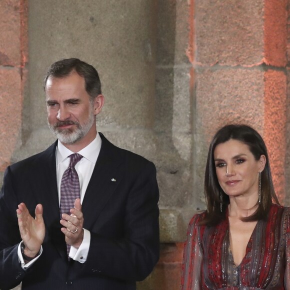 Le roi Felipe VI et la reine Letizia (robe Intropia) d'Espagne prenaient part le 19 mars 2019 à la remise des Prix de la Culture espagnole 2017 au musée du Prado à Madrid.