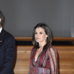 Le roi Felipe VI et la reine Letizia (robe Intropia) d'Espagne prenaient part le 19 mars 2019 à la remise des Prix de la Culture espagnole 2017 au musée du Prado à Madrid.