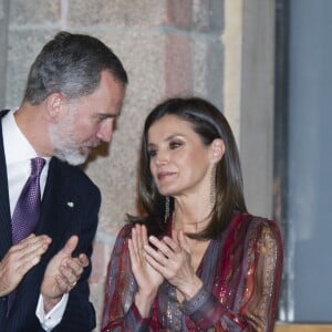 Le roi Felipe VI et la reine Letizia (robe Intropia) d'Espagne prenaient part le 19 mars 2019 à la remise des Prix de la Culture espagnole 2017 au musée du Prado à Madrid.