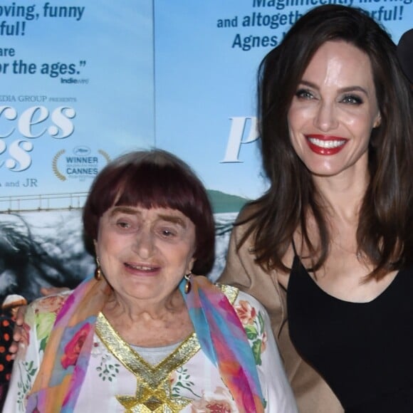 Angelina Jolie, Agnès Varda, JR à la première de 'Faces Places' au Pacific Design center à West Hollywood, le 11 octobre 2017 © Chris Delmas/Bestimage