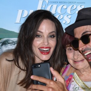 Angelina Jolie, Agnès Varda, JR à la première de 'Faces Places' au Pacific Design center à West Hollywood, le 11 octobre 2017 © Chris Delmas/Bestimage