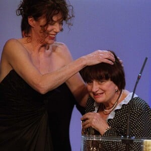 Agnès Varda et Jane Birkin lors des César à Paris le 25/02/2001