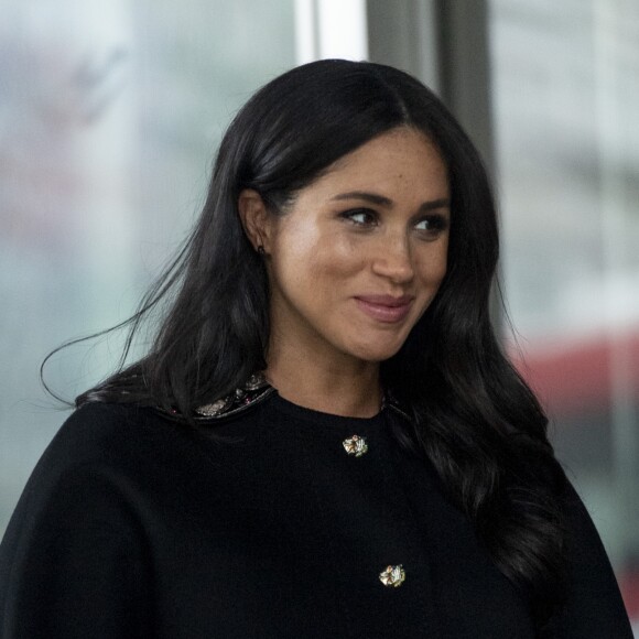 Meghan Markle, duchesse de Sussex lors de la signature du livre des condoléances à New Zealand House à Londres en hommage aux victimes de la tuerie de Christchurch. Londres, le 19 mars 2019.