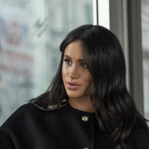 Meghan Markle, duchesse de Sussex lors de la signature du livre des condoléances à New Zealand House à Londres en hommage aux victimes de la tuerie de Christchurch. Londres, le 19 mars 2019.