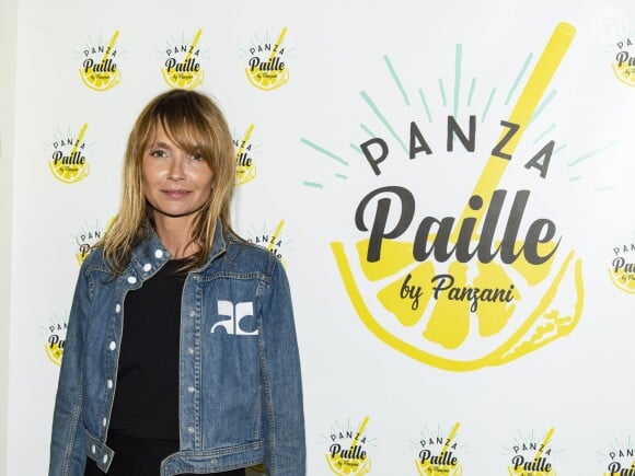 Exclusif - Axelle Laffont lors de la soirée "Kill The Duckface" pour le lancement en avant-première de Panza Paille dans la salle de réception La Cartonnerie à Paris, France, le 2 avril 2019. Panzani Food Service lance Panza Paille sur le marché de la restauration hors-foyer. Panza Paille est composée de blé et d'eau. Elle est donc entièrement biodégradable et compostable. "En plus d'offrir un sirotage 100% naturel aux convives, elle s'affiche comme l'une des alternatives aux pailles en plastique les plus séduisantes en terme de prix, indique Panzani. Les pailles de 250 mm de long et de 7,4 mm de diamètre seront conditionnées dans des sachets de 60 pailles vendus 2,15 € HT, soit 0,036 € la paille." © Pierre Perusseau/Bestimage