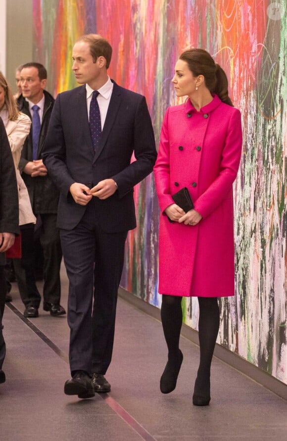 Le prince William, le duc de Cambridge et Catherine Kate Middleton, la duchesse de Cambridge, enceinte, visitent le mémorial du 11 septembre à New York, le 9 décembre 2014 pendant leur visite de 3 jours aux Etats-Unis.