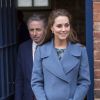 Kate Catherine Middleton, duchesse de Cambridge, enceinte, visite l'usine de la faïencerie de Emma Bridgewater à Stoke-on-Trent. Le 18 février 2015.
