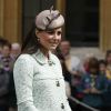Kate Middleton, la duchesse de Cambridge, enceinte de 6 mois, lors de la revue nationale des Queen's Scouts au chateau de Windsor, le 21 avril 2013.