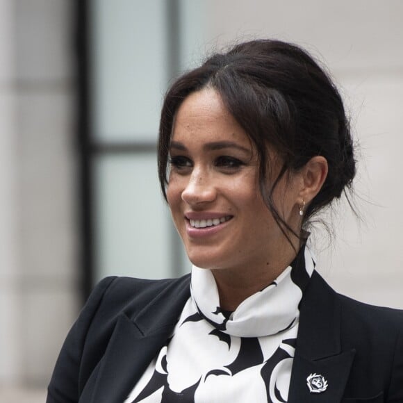 A l'occasion de la journée mondiale du droits des femmes, Meghan Markle (enceinte), duchesse de Sussex, a participé à une discussion conjointe avec le Trust "The Queen's Commonwealth" au King's College à Londres. Le 8 mars 2019.