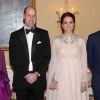 Le prince William, duc de Cambridge, Catherine Kate Middleton (enceinte), duchesse de Cambridge lors du dîner au palais royal à Oslo le 1er février 2018.