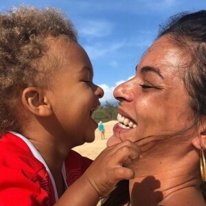 Yelena Noah avec son fils Nohea. Instagram, le 3 avril 2019.