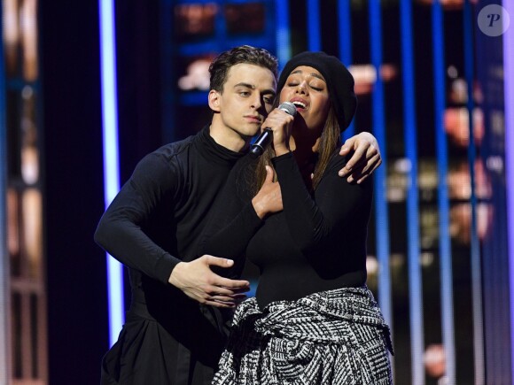 Exclusif - Amel Bent - Enregistrement de l'émission "Les 40 ans de Starmania" les stars chantent pour le Sidaction au Palais des Congrès à Paris, le 29 mars 2019. A l'occasion des 25 ans du Sidaction, France 2 propose une grande soirée exceptionnelle autour des plus belles chansons de Starmania qui sera diffusée le samedi 6 avril à 21h. © Pierre Perusseau/Bestimage