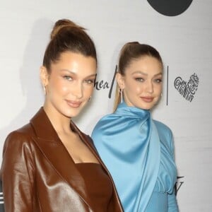 Bella Hadid et Gigi Hadid à la soirée Variety's Power Of Women par Lifetime au Cipriani Midtown à New York City, New York, Etats-Unis, le 5 avril 2019.