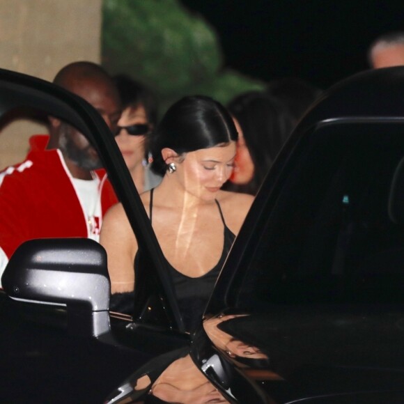 Kris Jenner, ses filles Kendall et Kylie et son compagnon Corey Gamble sont allés dîner au restaurant Nobu à Malibu, le 6 avril 2019.