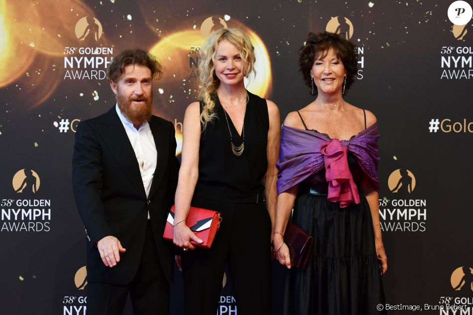 Thierry Fremont Carole Richert Et Chrystelle Labaude Photocall Lors De La Ceremonie De Remise Des Nymphes D Or Du 58eme Festival De Television De Monte Carlo Purepeople