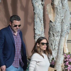 Exclusif - Ben Affleck et Jennifer Garner sont photographiés ensemble à Los Angeles. Le 21 mars 2019.