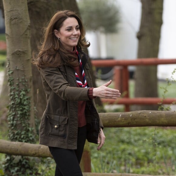 Catherine (Kate) Middleton, duchesse de Cambridge, se rend au siège des scouts de Gilwell Park pour en apprendre davantage sur leur nouvelle organisation et leur mode de vie. Londres, le 28 mars 2019