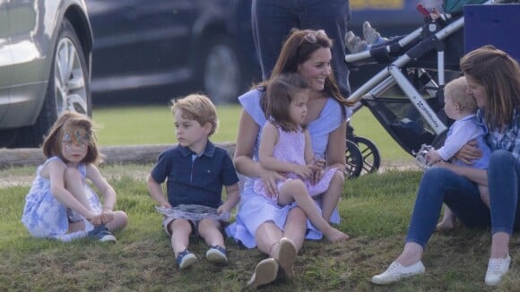 Kate Middleton et ses enfants : Leurs looks Topshop et Nike à petit prix